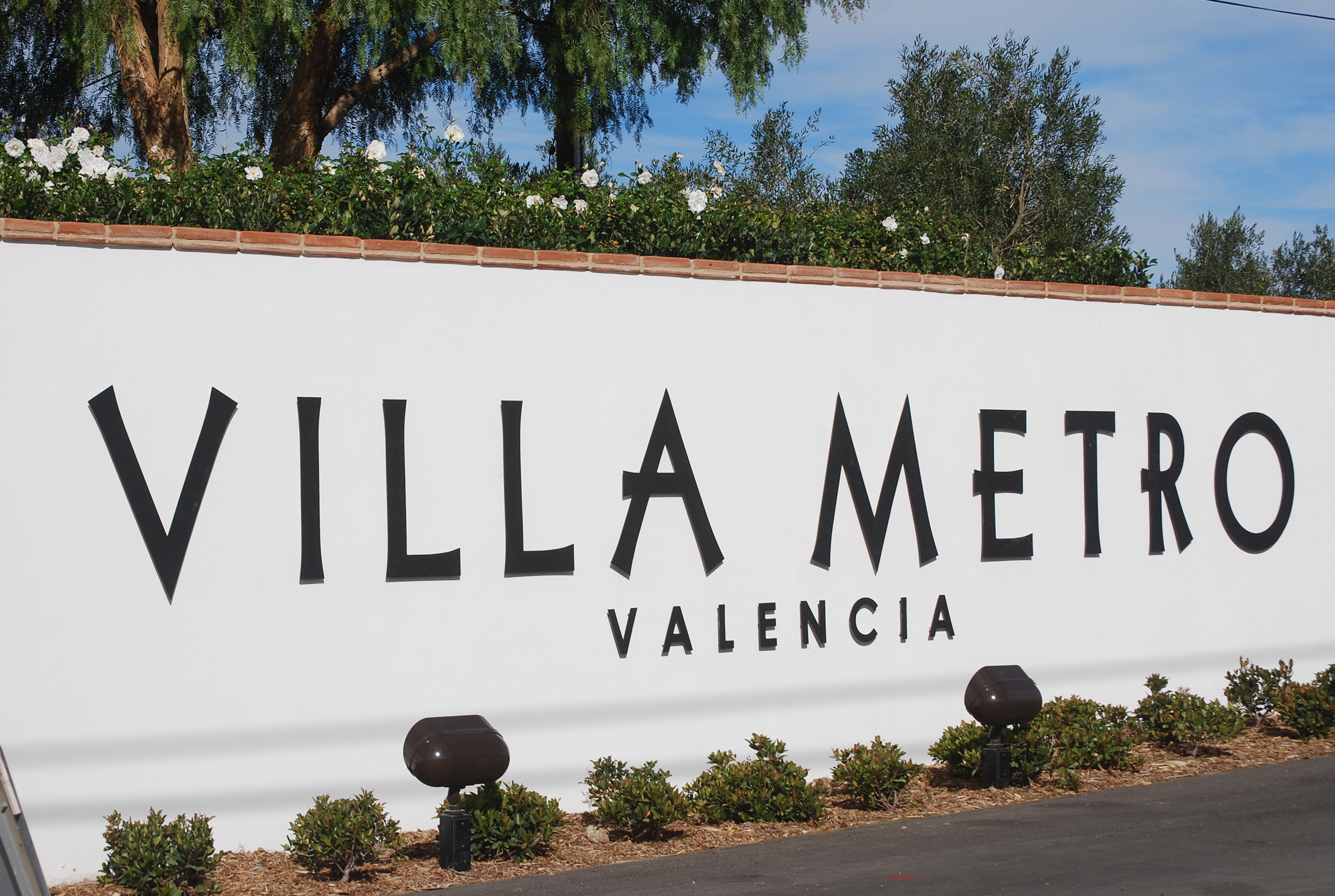 Villa Metro in Santa Clarita