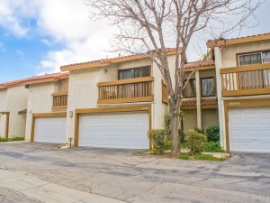 Newhall CA Townhome for sale